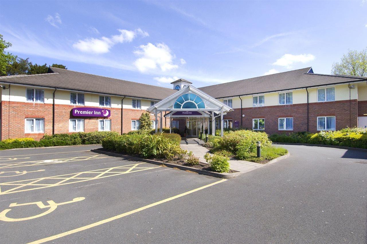 Premier Inn Birmingham South - Hall Green ภายนอก รูปภาพ